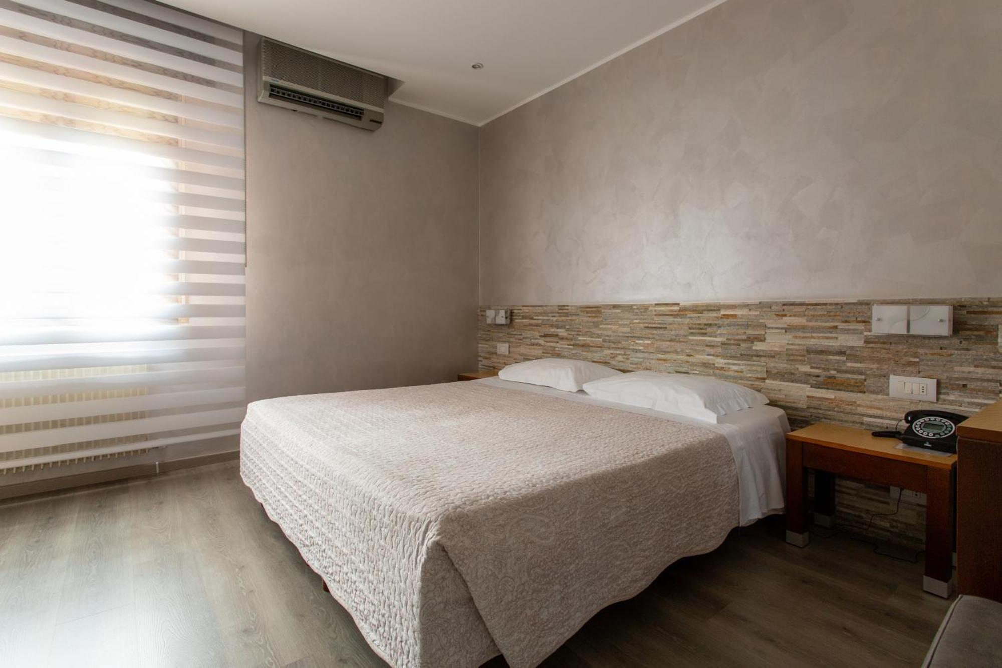 Hotel San Giorgio Удіне Екстер'єр фото