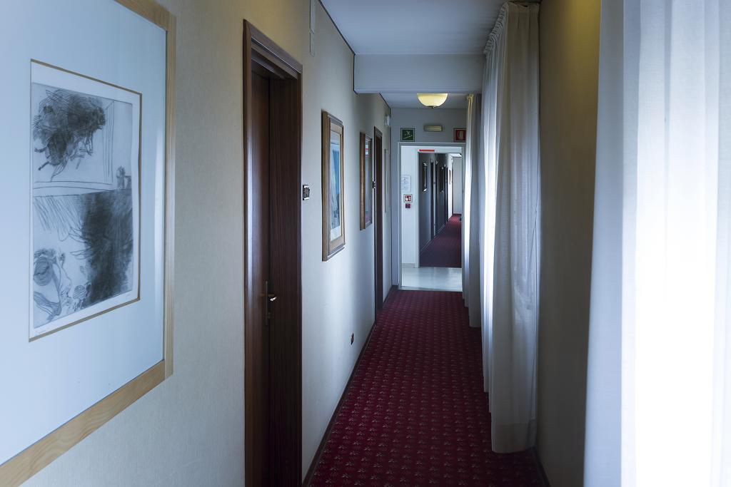 Hotel San Giorgio Удіне Екстер'єр фото