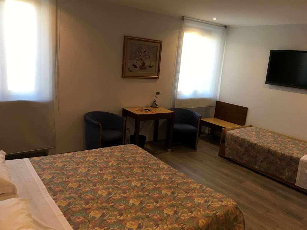 Hotel San Giorgio Удіне Номер фото